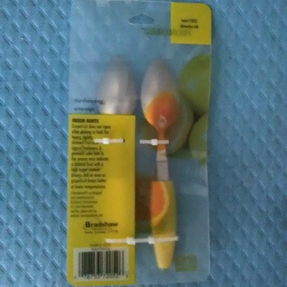 Serrated Fruit Spoons/2 - Picture 4 of 4